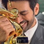 Kartik Aaryan Wins Best Actor at Zee Real Heroes Awards 2024 Bollywoodlifes.in