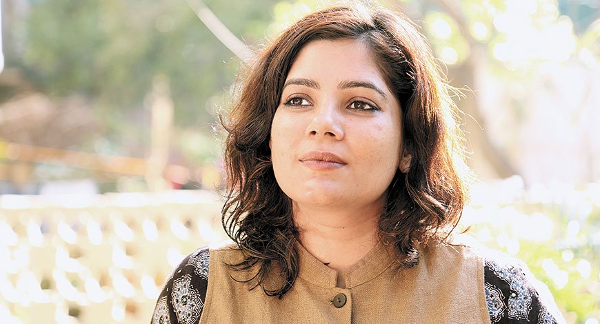 Shraddha Sharma India First Viral YouTube Singer bollywoodlifes.in