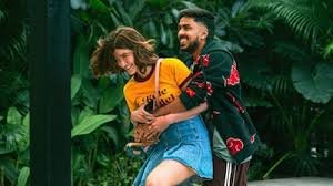 Tu Yaa Main Day 1 Box Office Shanaya Adarsh Film Opens Slow O’Romeo Takes Massive Lead bollywoodlifes.in